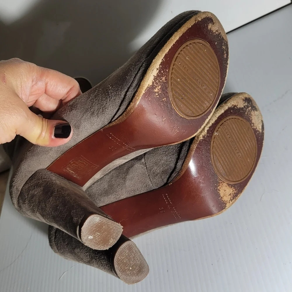 Chie Mihara velcro  ankle strap round toe heels gray size 38 equivalent 8.5 - Picture 6 of 8